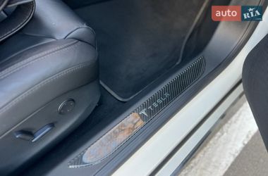 Ліфтбек Tesla Model S 2017 в Одесі