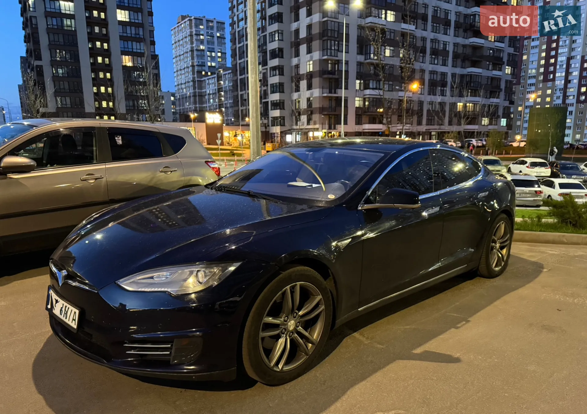 2014 Tesla Model S - мініатюра 5