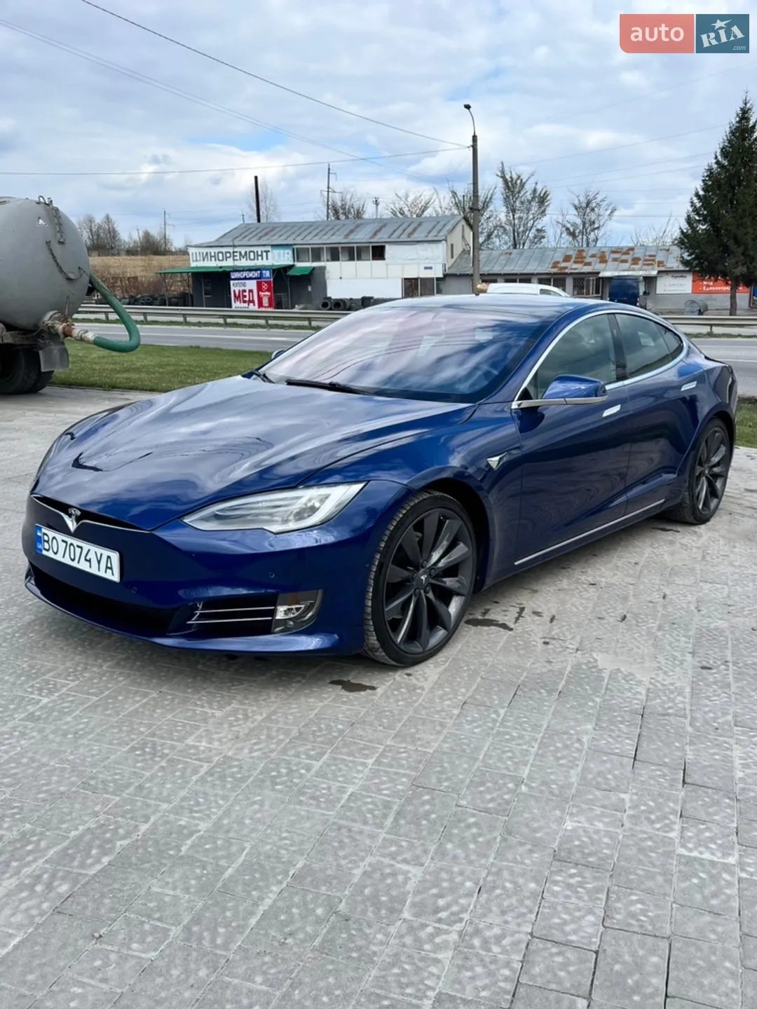 2020 Tesla Model S - мініатюра 9