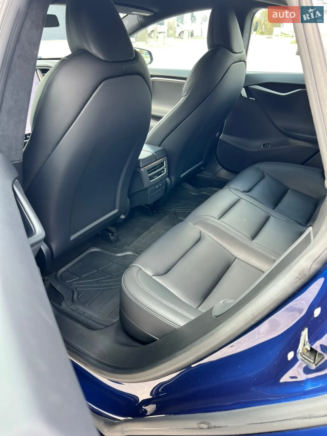 2020 Tesla Model S - мініатюра 21