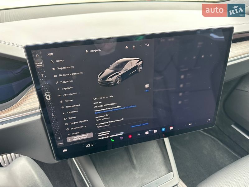 Лифтбек Tesla Model S 2023 в Киеве