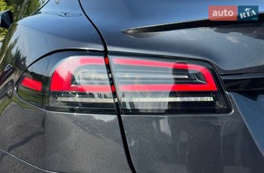 Лифтбек Tesla Model S 2024 в Киеве