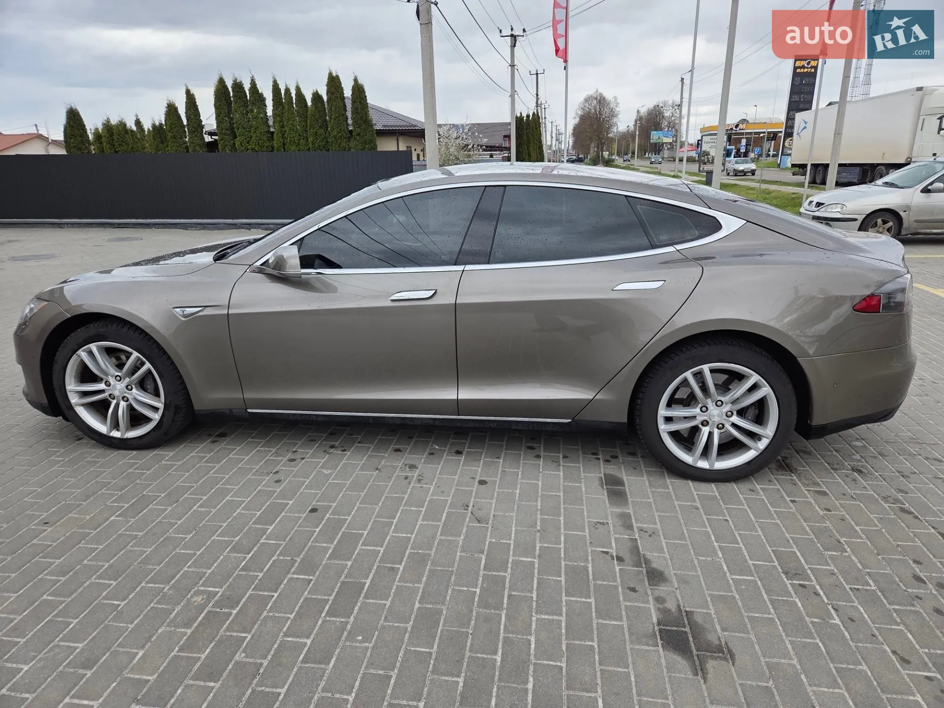2015 Tesla Model S - мініатюра 5