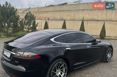 Ліфтбек Tesla Model S 2018 в Одесі