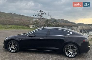 Ліфтбек Tesla Model S 2018 в Одесі