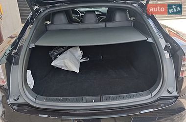 Лифтбек Tesla Model S 2016 в Киеве