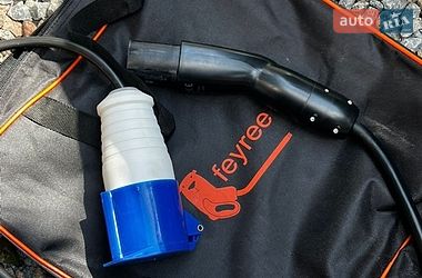 Лифтбек Tesla Model S 2018 в Львове