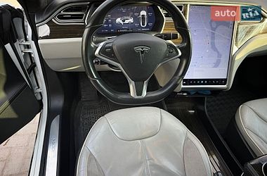 Ліфтбек Tesla Model S 2014 в Вінниці