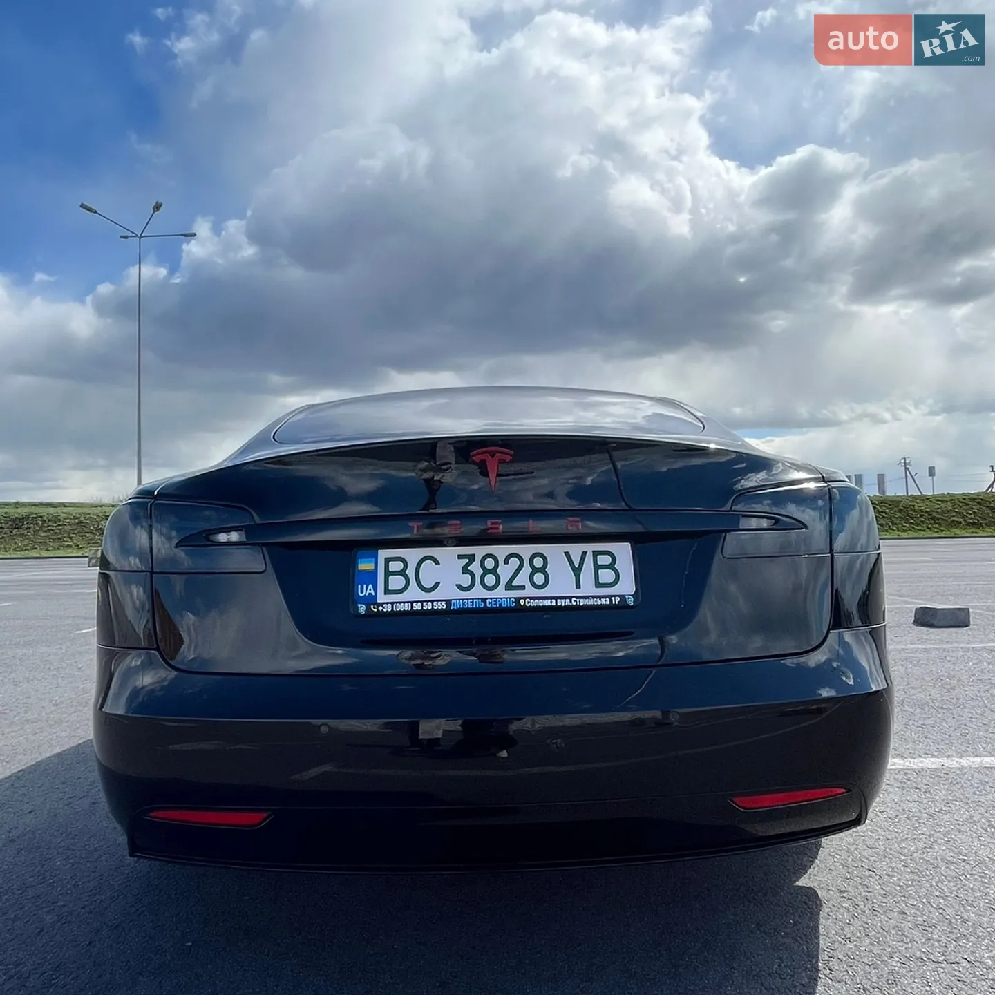 2018 Tesla Model S - мініатюра 8