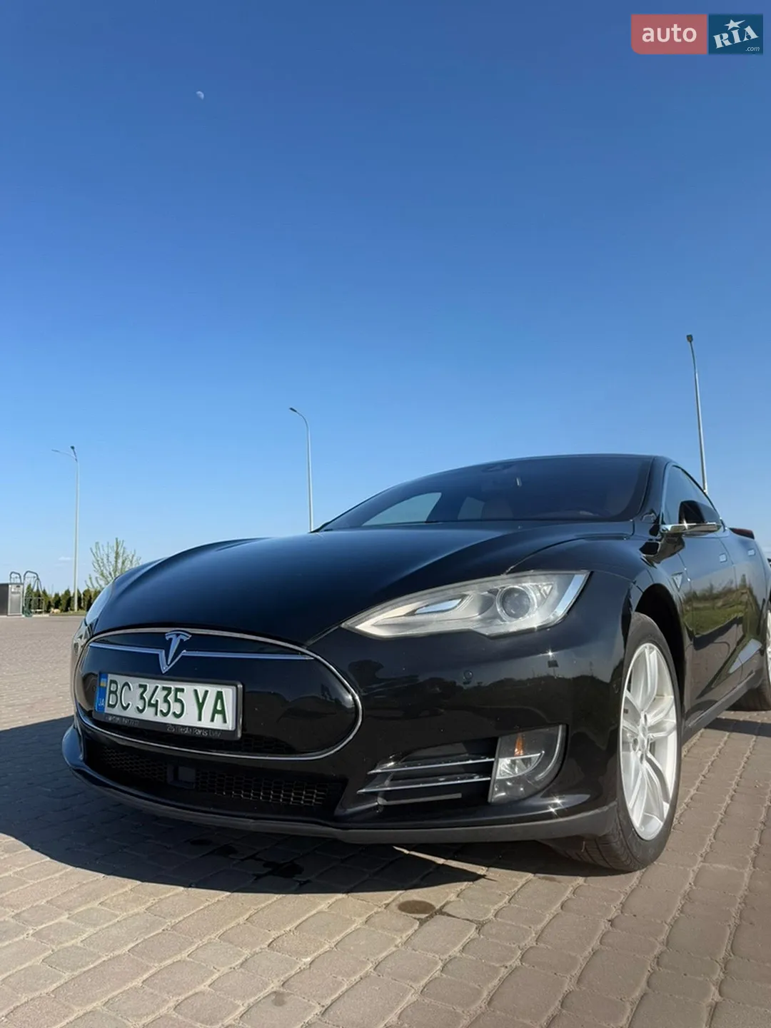 2015 Tesla Model S - фото 1