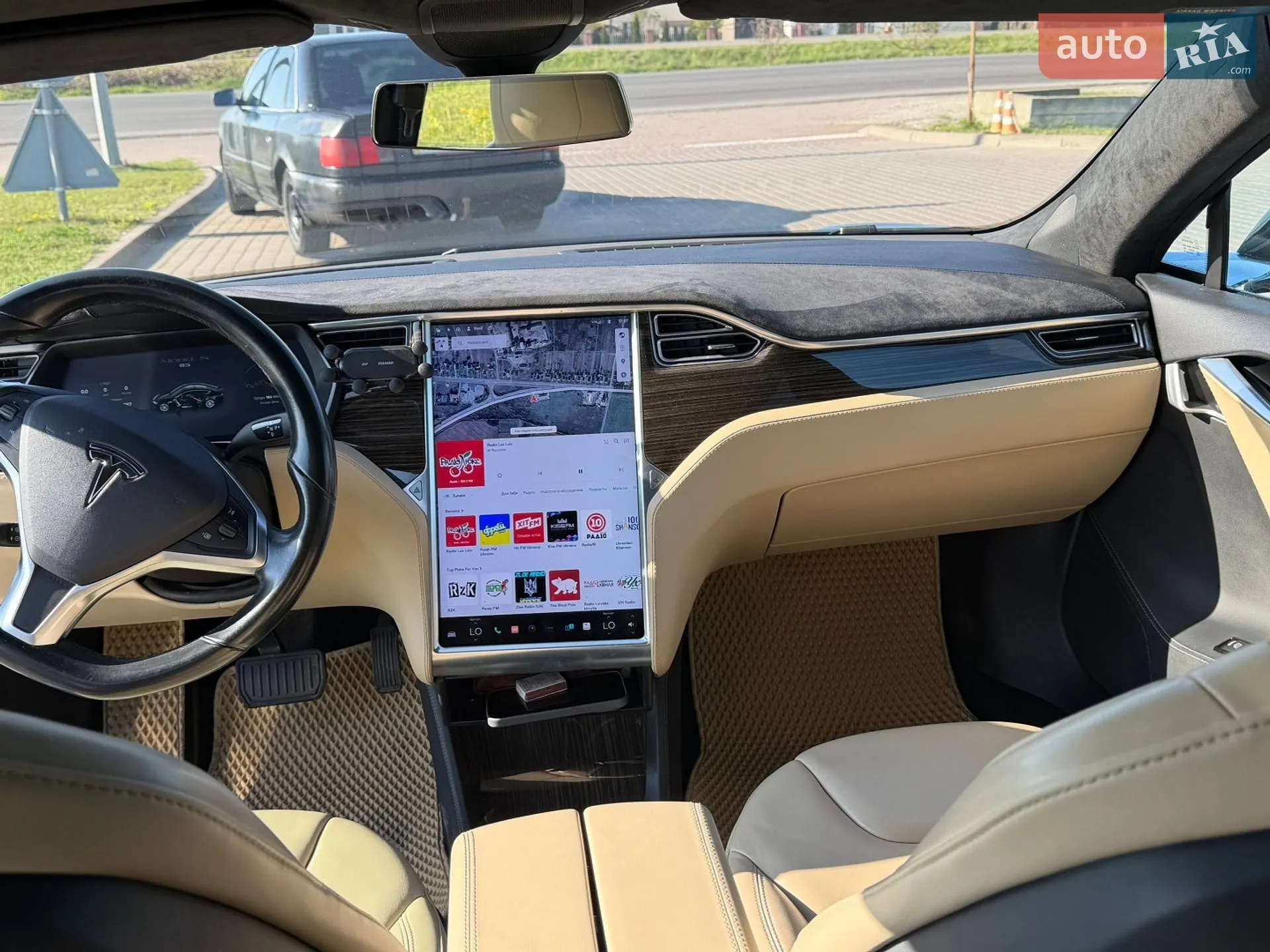 2015 Tesla Model S - мініатюра 11