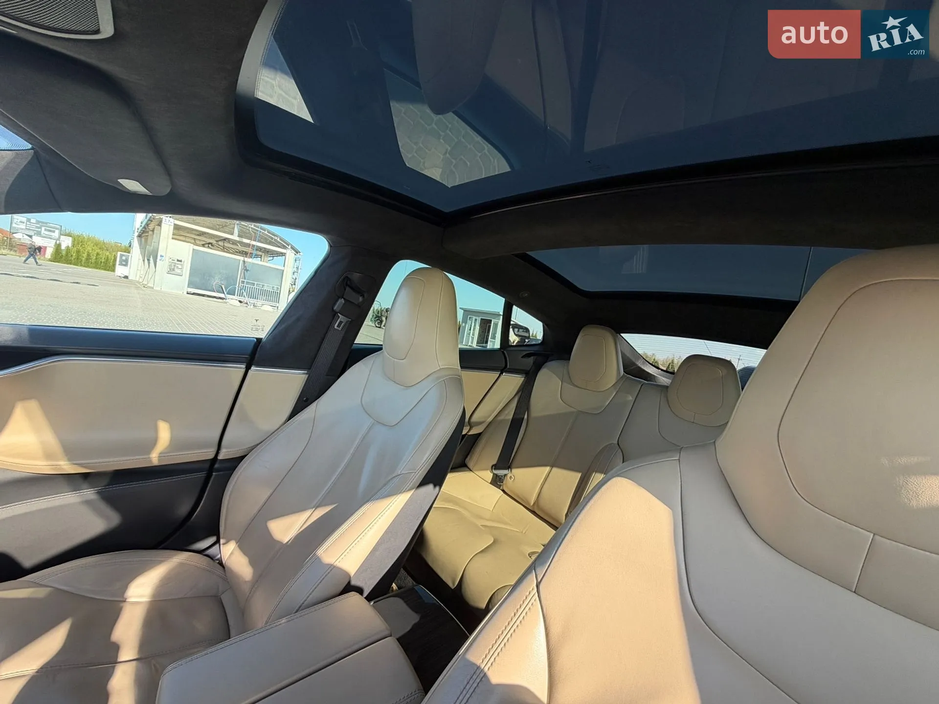 2015 Tesla Model S - мініатюра 15