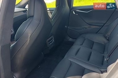Лифтбек Tesla Model S 2018 в Николаеве