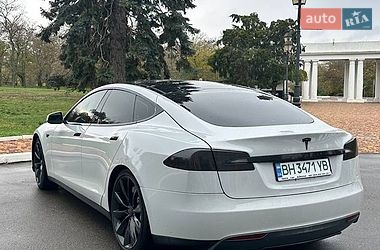 Лифтбек Tesla Model S 2013 в Одессе