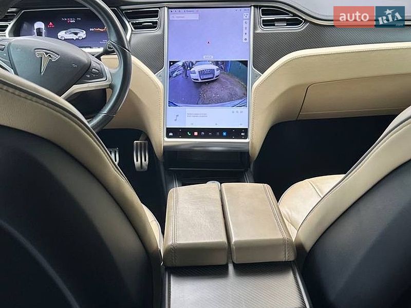 Лифтбек Tesla Model S 2013 в Одессе