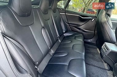 Лифтбек Tesla Model S 2017 в Одессе