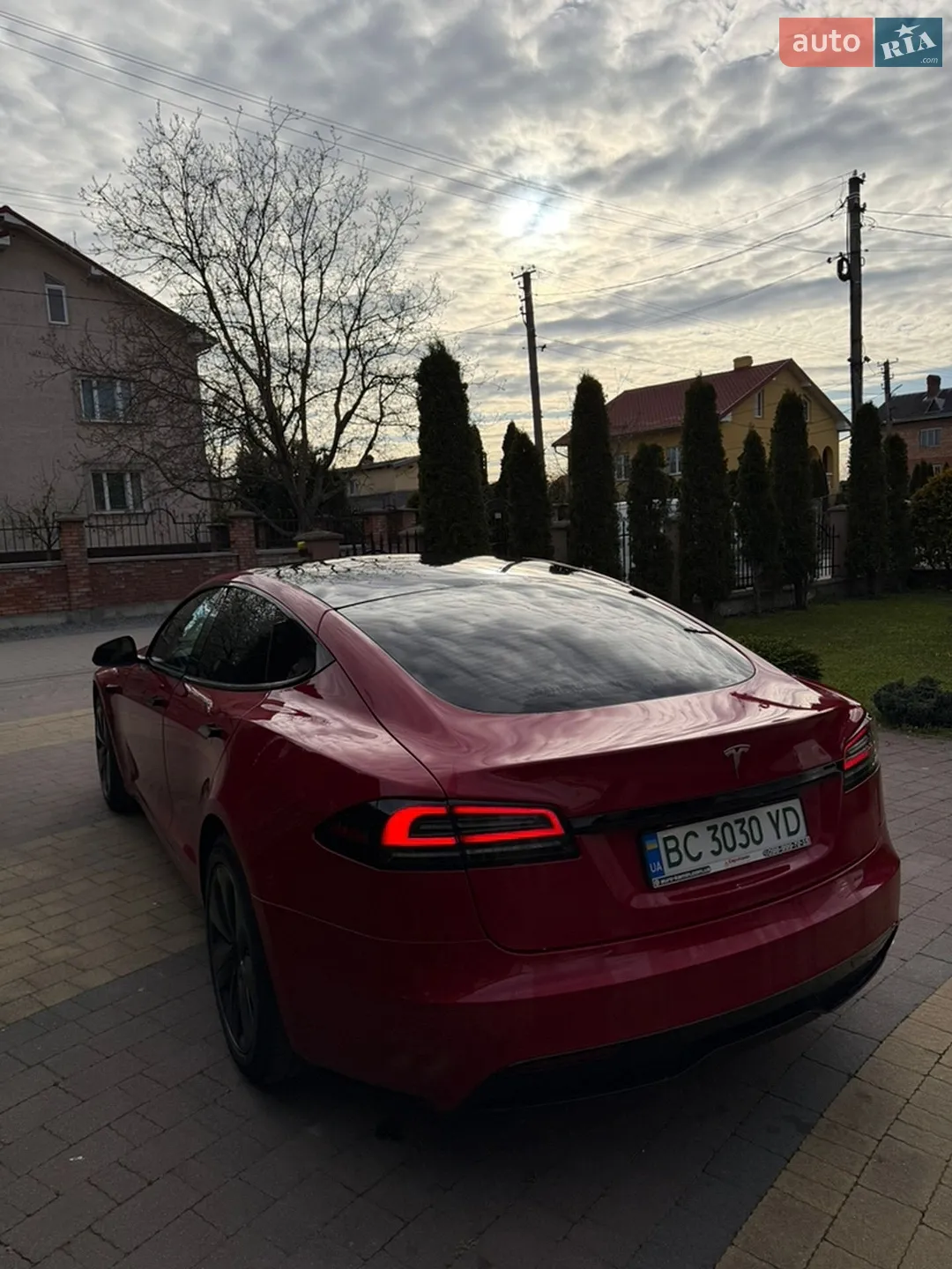 2022 Tesla Model S - мініатюра 8