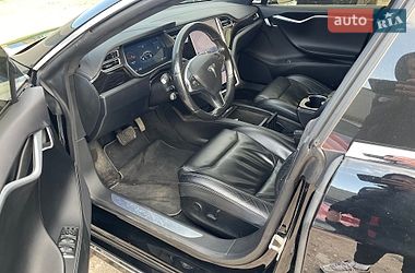 Ліфтбек Tesla Model S 2017 в Києві