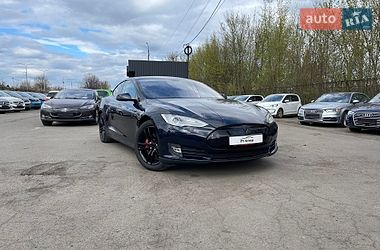 Ліфтбек Tesla Model S 2014 в Луцьку