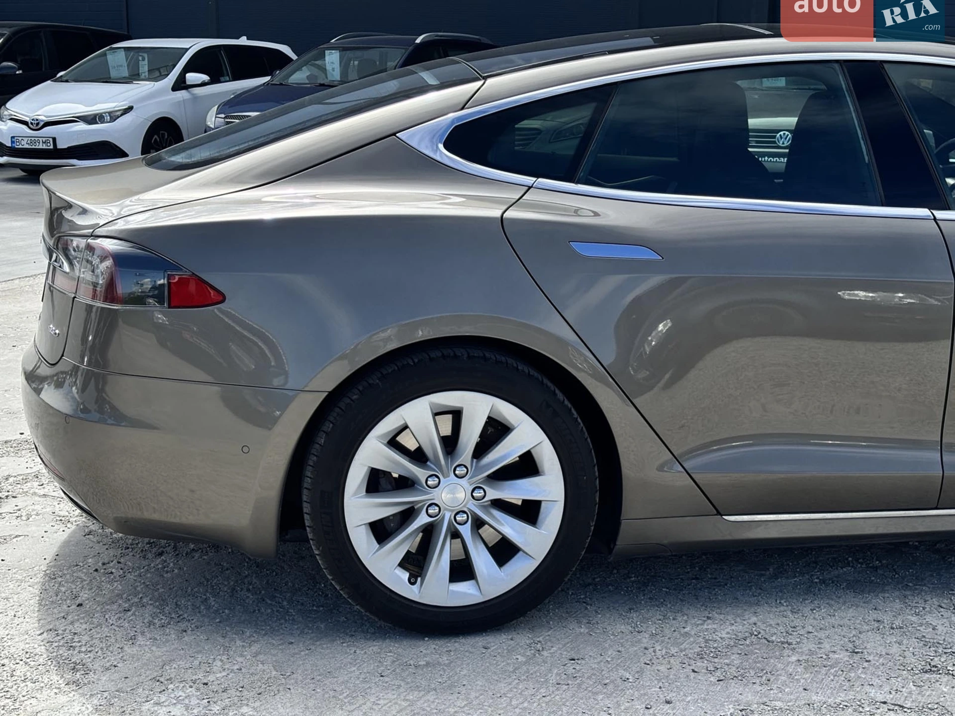 2016 Tesla Model S - мініатюра 13