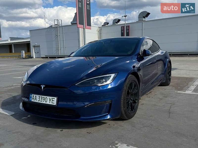 Tesla Model S 2022