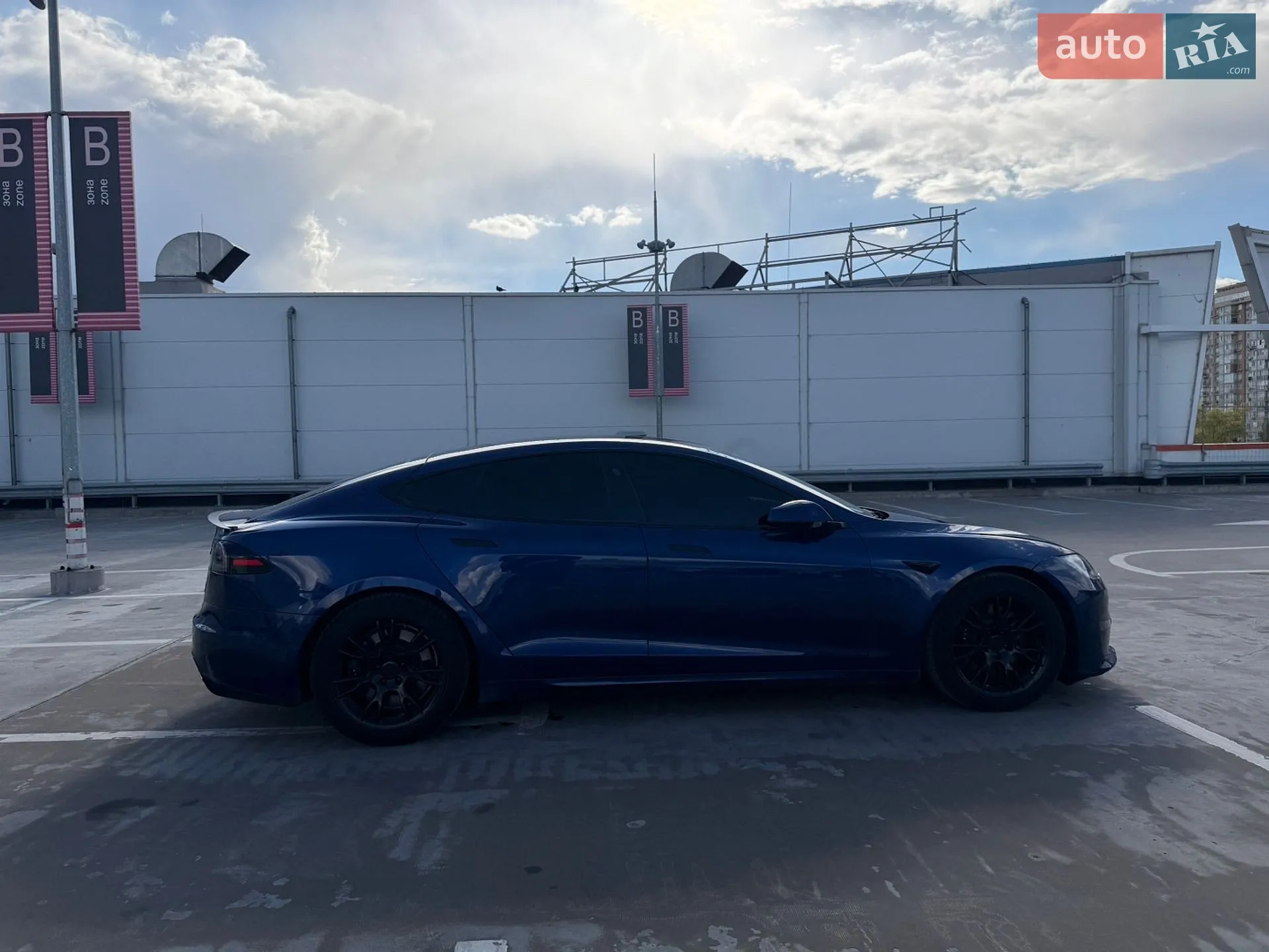 2022 Tesla Model S - мініатюра 12