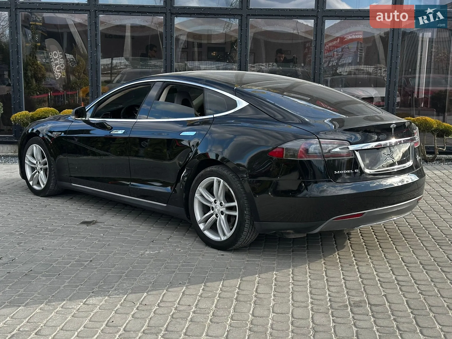 2014 Tesla Model S - мініатюра 8