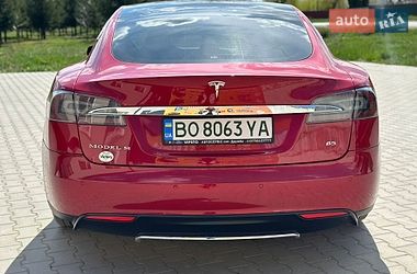Ліфтбек Tesla Model S 2014 в Волочиську