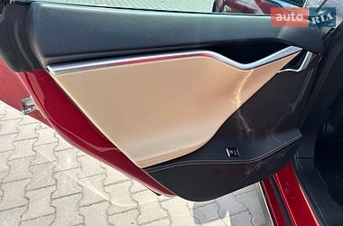 Ліфтбек Tesla Model S 2014 в Волочиську