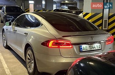 Лифтбек Tesla Model S 2018 в Днепре
