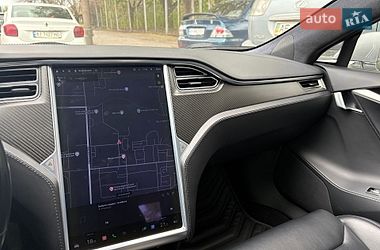Лифтбек Tesla Model S 2018 в Днепре