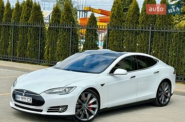 Лифтбек Tesla Model S 2014 в Одессе