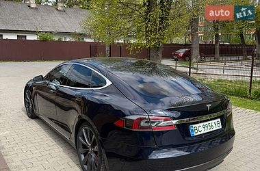 Лифтбек Tesla Model S 2014 в Стрые
