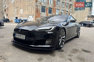 Лифтбек Tesla Model S 2017 в Одессе