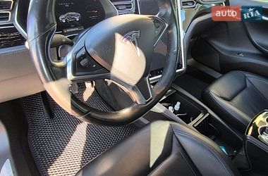 Ліфтбек Tesla Model S 2016 в Одесі