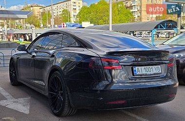 Лифтбек Tesla Model S 2019 в Киеве