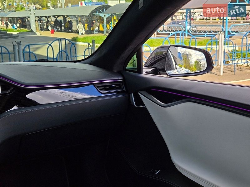 Лифтбек Tesla Model S 2019 в Киеве