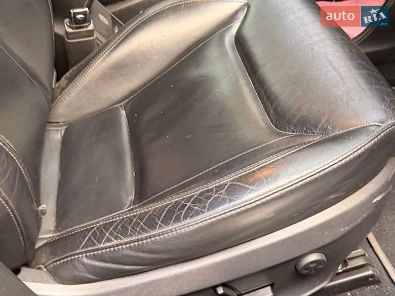 Ліфтбек Tesla Model S 2015 в Києві