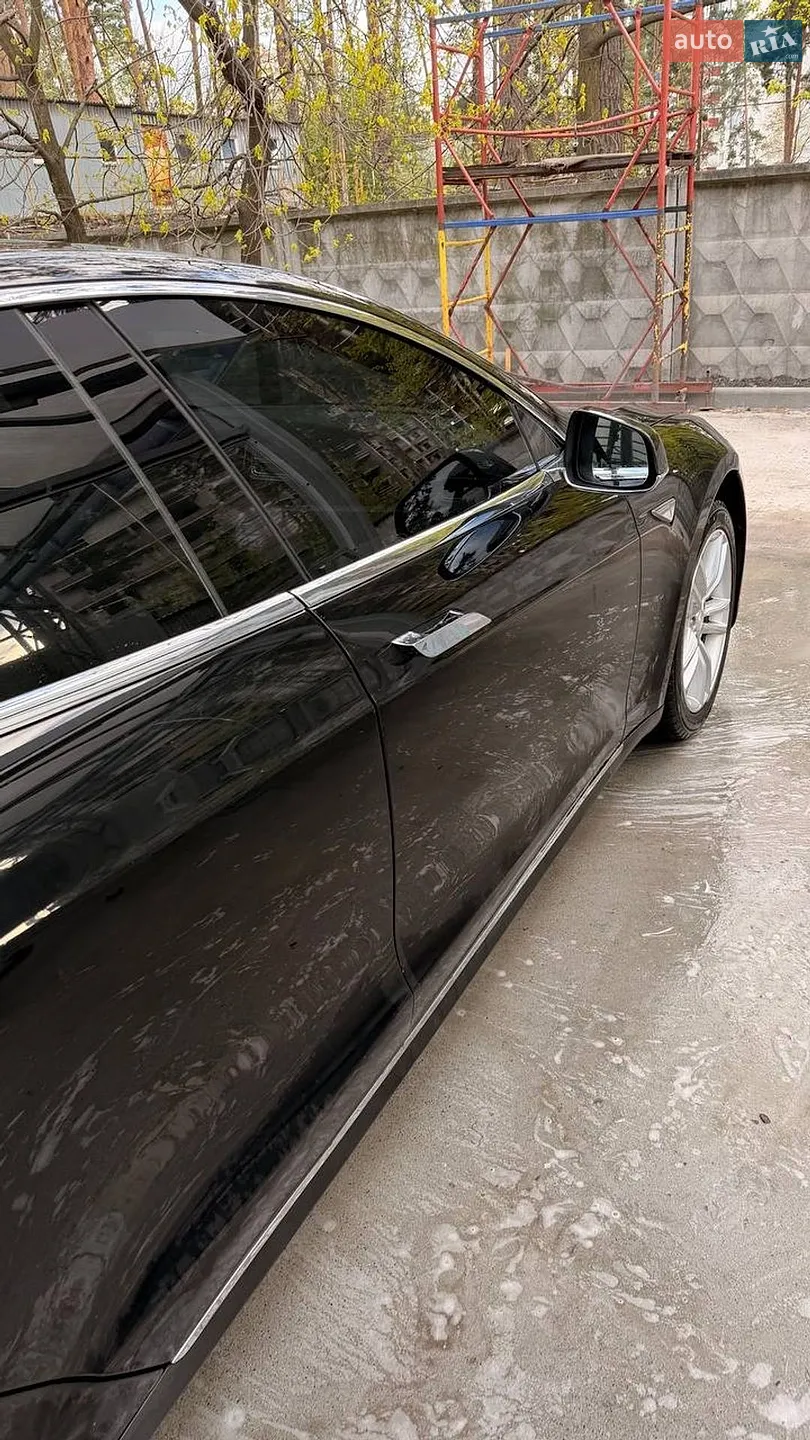2015 Tesla Model S - мініатюра 27