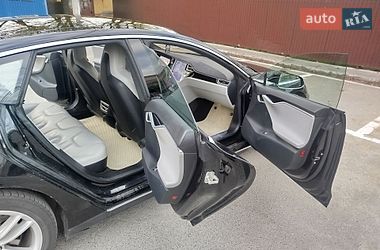 Лифтбек Tesla Model S 2015 в Броварах