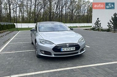Лифтбек Tesla Model S 2012 в Луцке