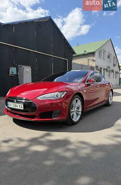 Лифтбек Tesla Model S 2016 в Харькове