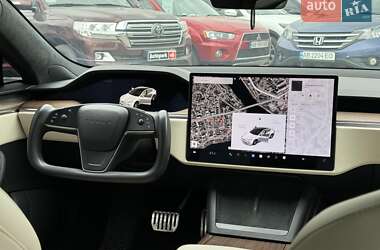 Лифтбек Tesla Model S 2022 в Виннице