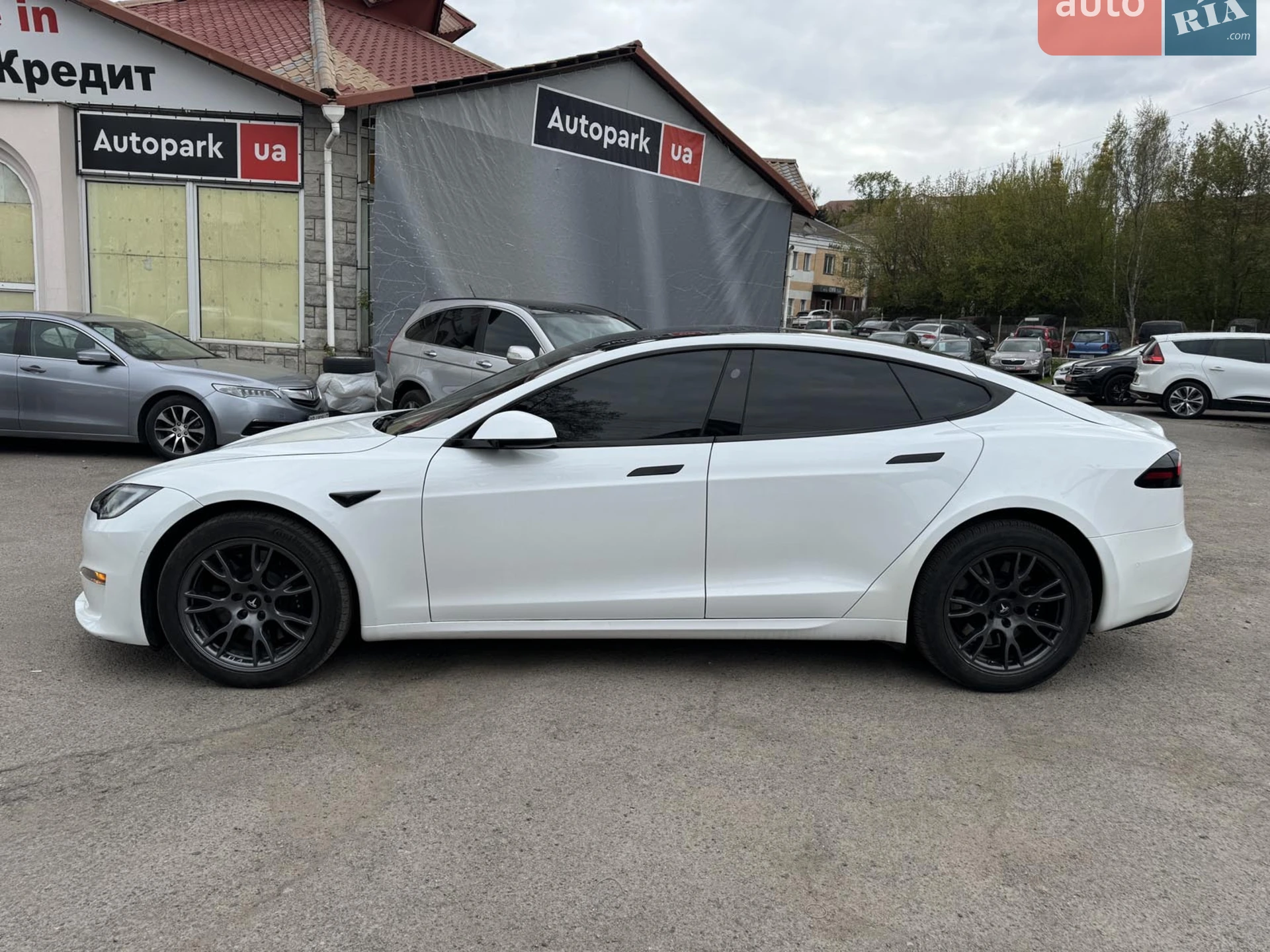 2022 Tesla Model S - мініатюра 11