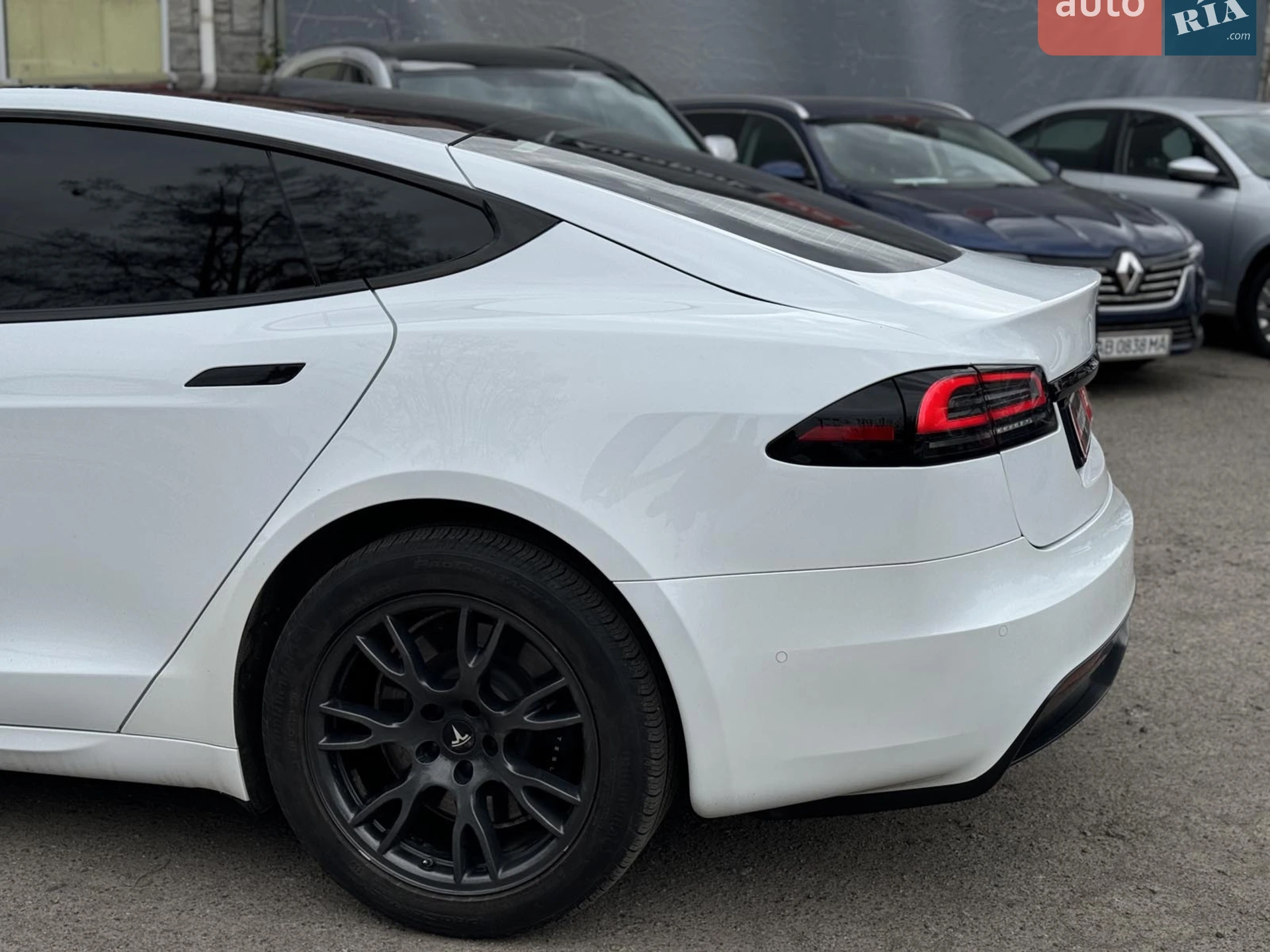 2022 Tesla Model S - мініатюра 10