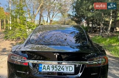 Ліфтбек Tesla Model S 2018 в Одесі
