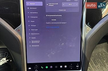 Лифтбек Tesla Model S 2015 в Львове