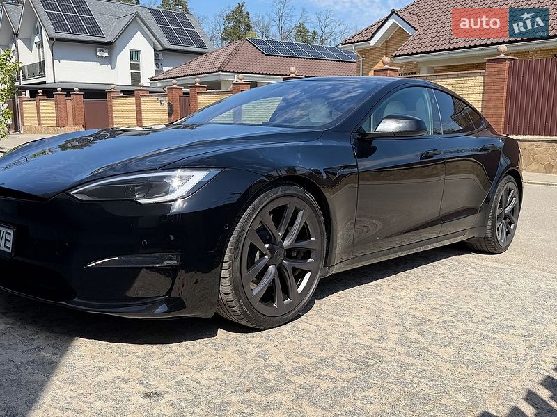 Лифтбек Tesla Model S 2022 в Броварах