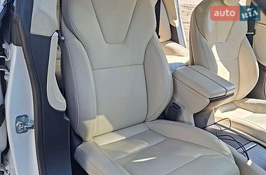 Ліфтбек Tesla Model S 2017 в Києві