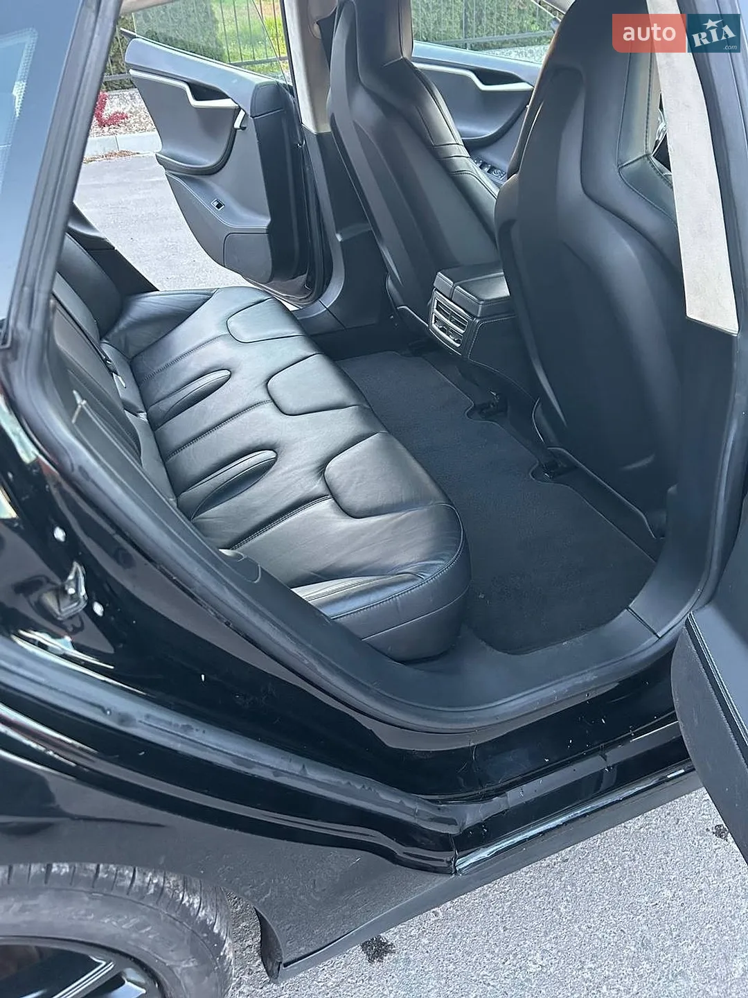 2015 Tesla Model S - мініатюра 10